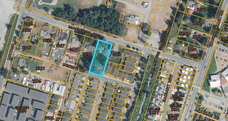 Northeastern side of Lot 4 and southeastern corner of Lot 1 (additional photo)