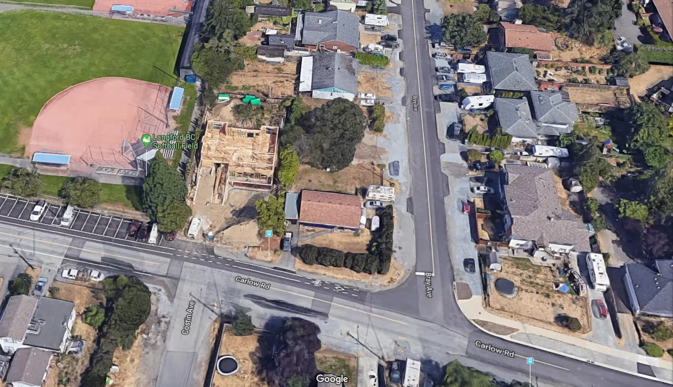 ariel photo showing sidewalks along Carlow Road frontage, and neighbouring property where a sidewalk does not exist (2019 Google Imagery)